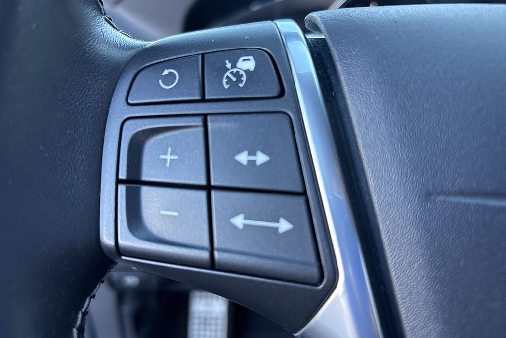 Vehicle Image 23