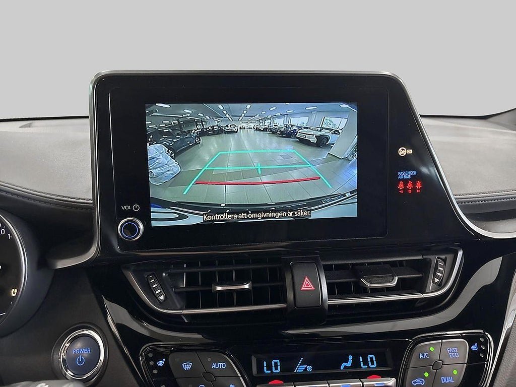 Vehicle Image 17