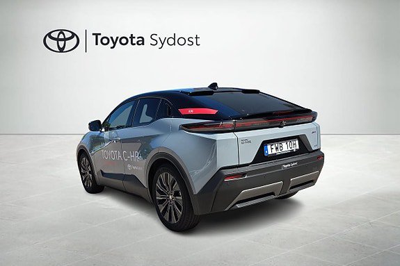 Vehicle Image 18