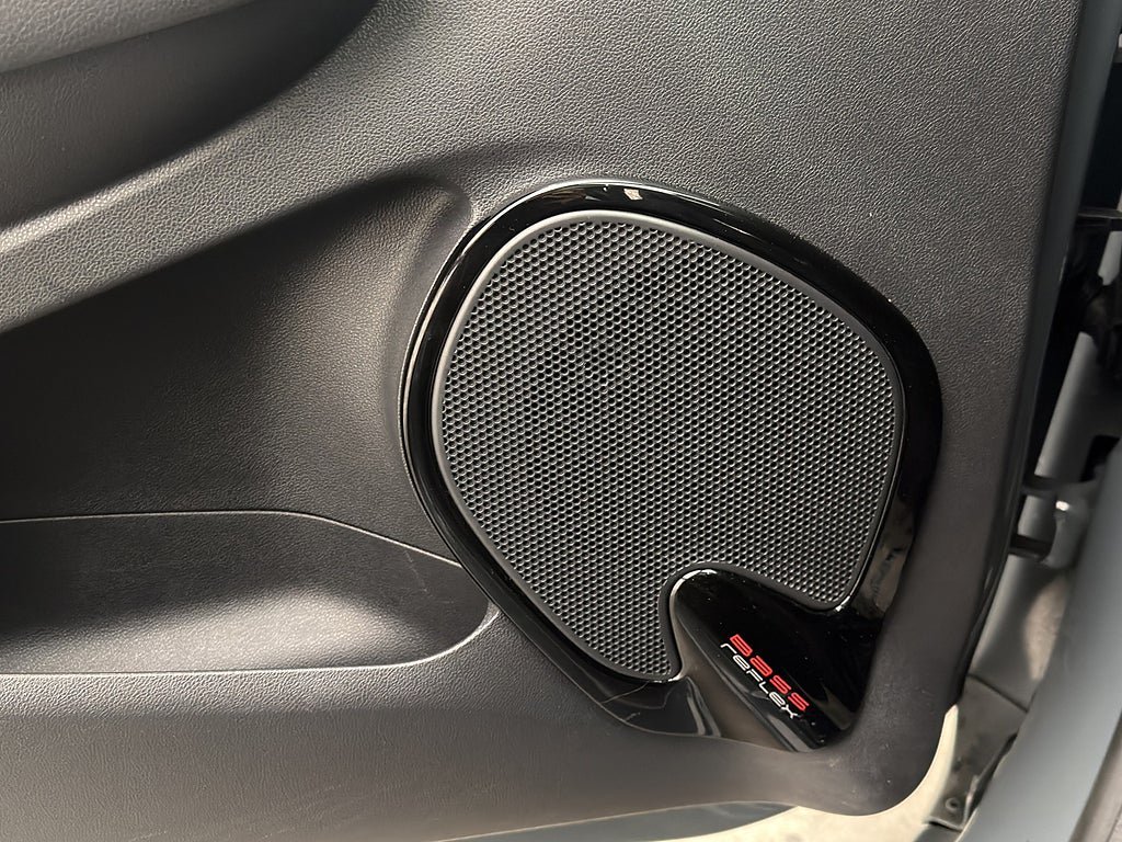 Vehicle Image 21