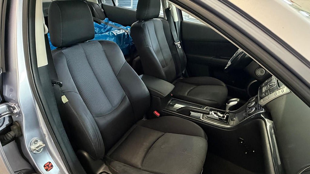 Vehicle Image 12