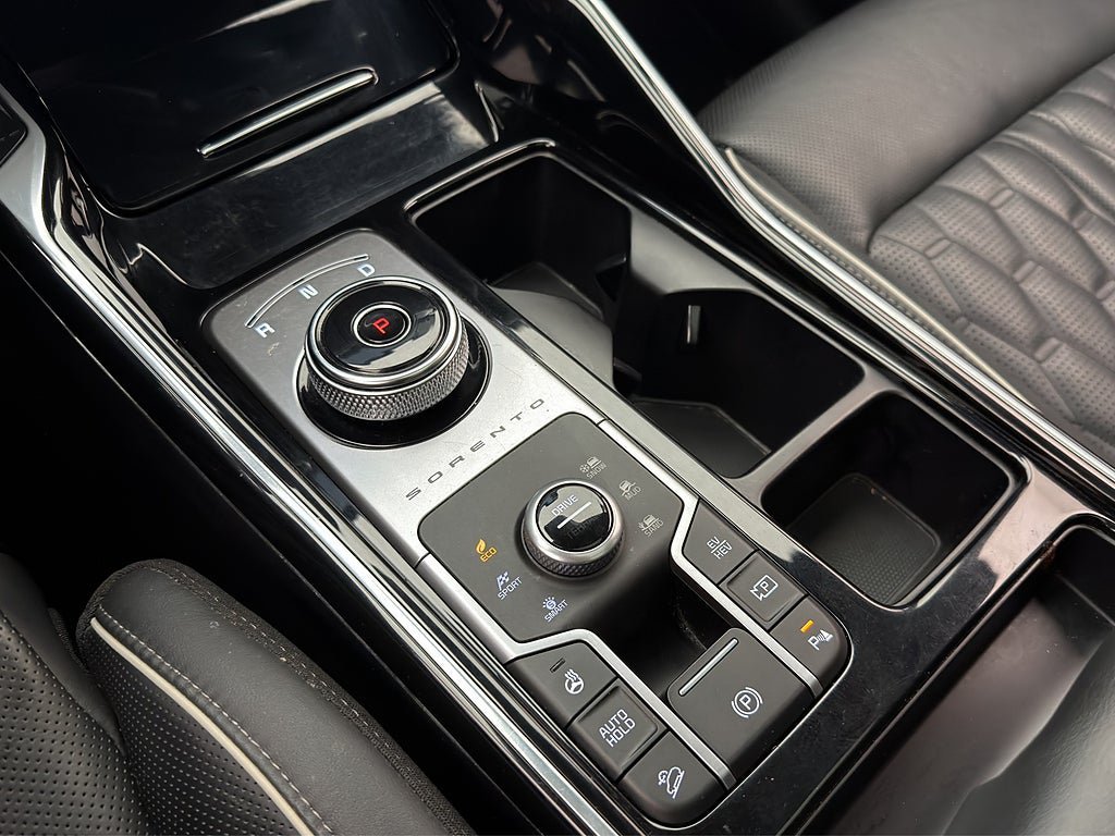 Vehicle Image 22