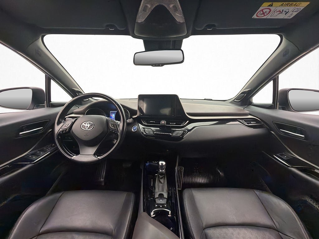 Vehicle Image 14