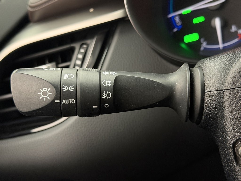 Vehicle Image 19