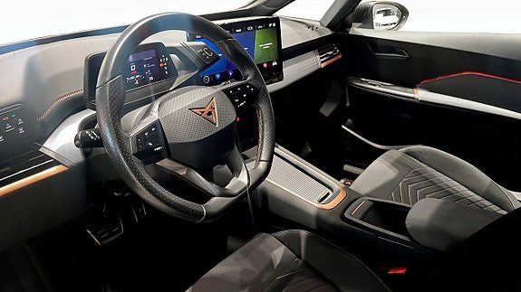 Vehicle Image 7