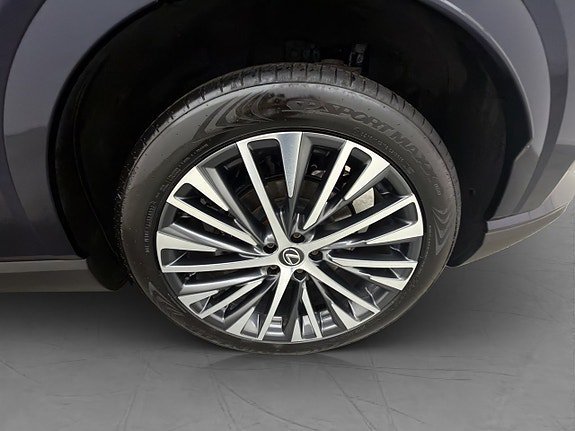 Vehicle Image 35