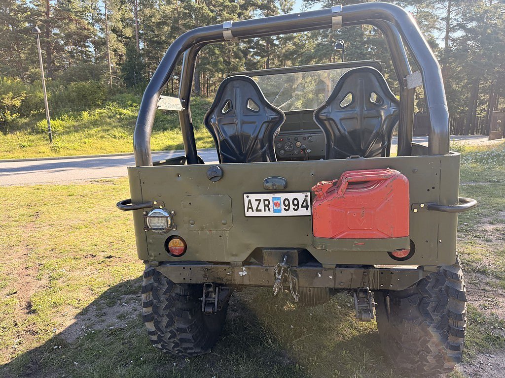 Vehicle Image 4