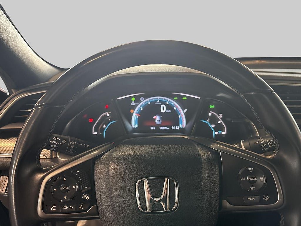 Vehicle Image 14