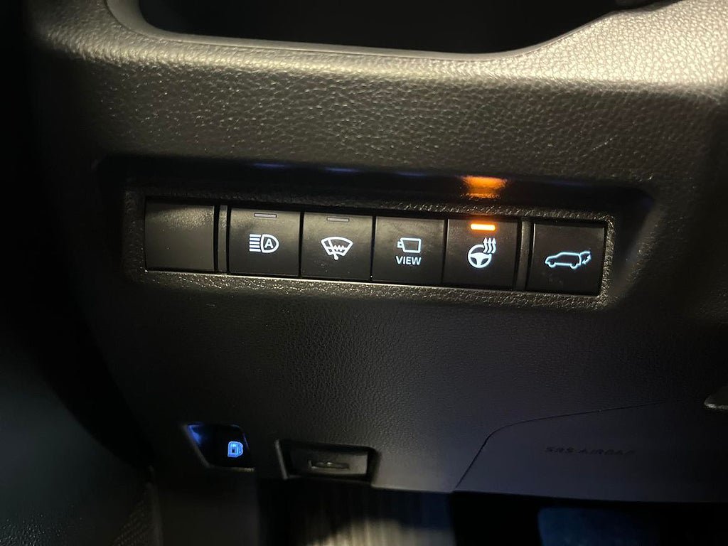 Vehicle Image 22