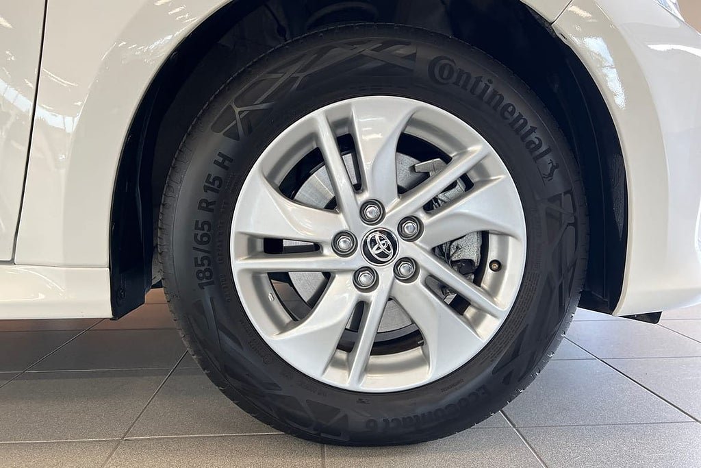 Vehicle Image 17