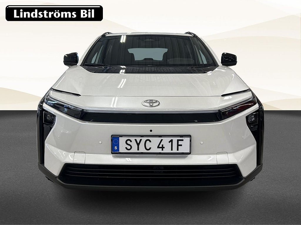 Vehicle Image 9