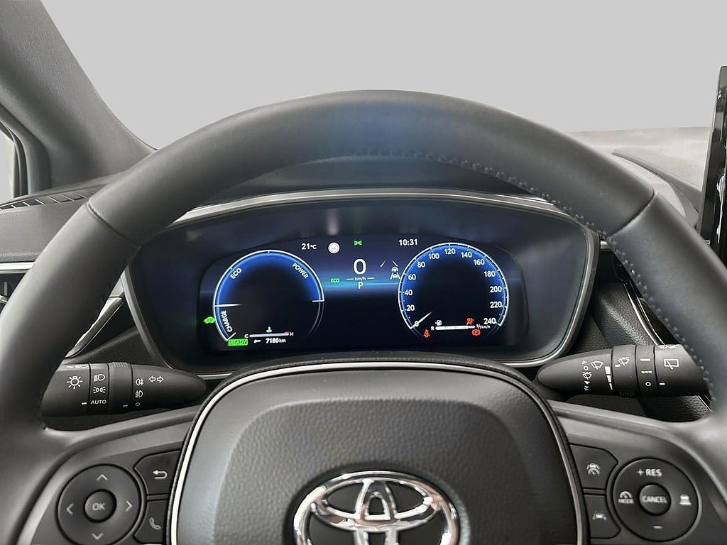 Vehicle Image 14