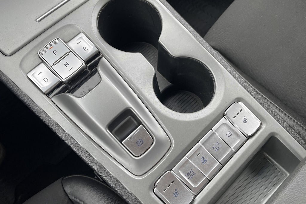Vehicle Image 22