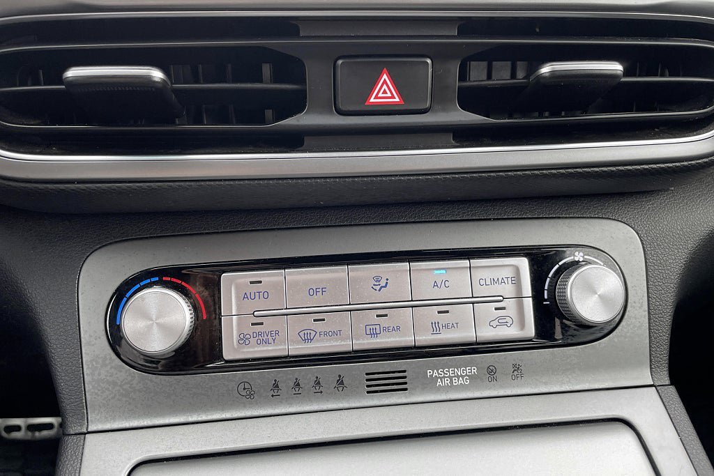 Vehicle Image 23
