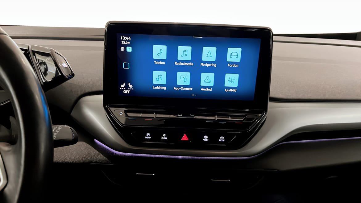 Vehicle Image 9