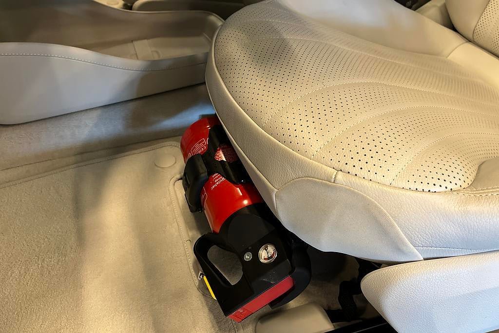 Vehicle Image 20