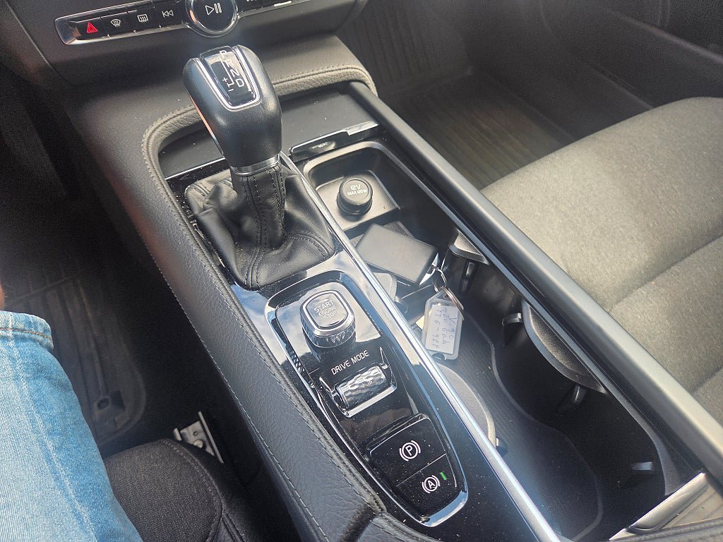 Vehicle Image 26