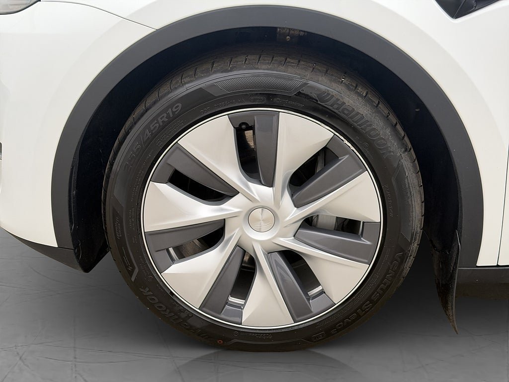 Vehicle Image 30