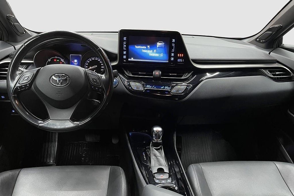 Vehicle Image 11