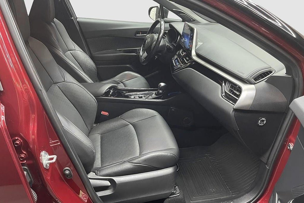 Vehicle Image 14