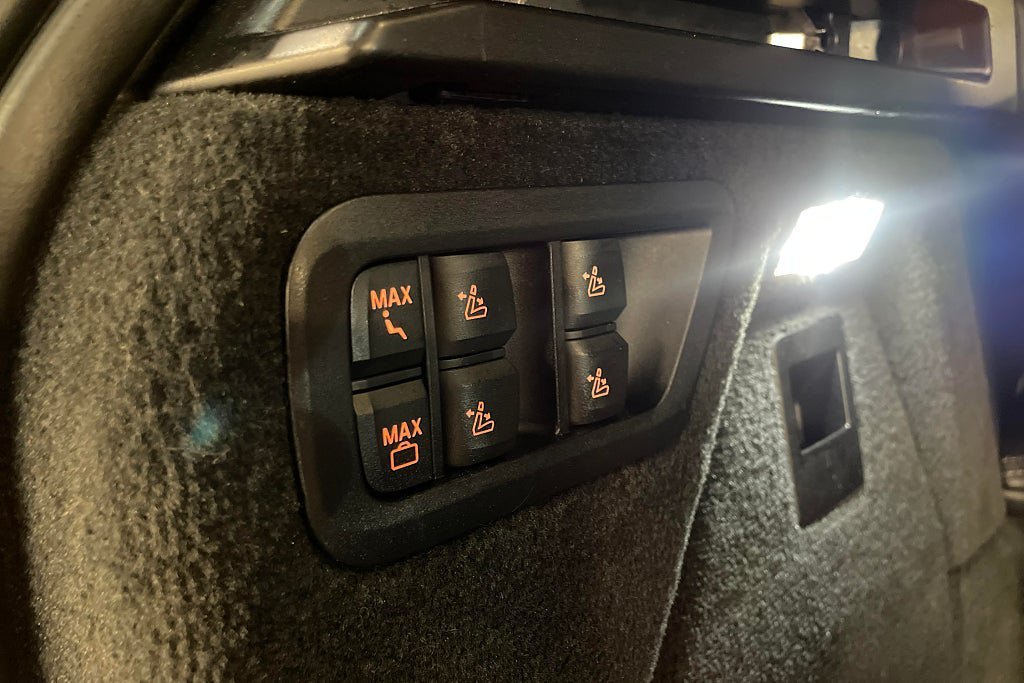 Vehicle Image 37