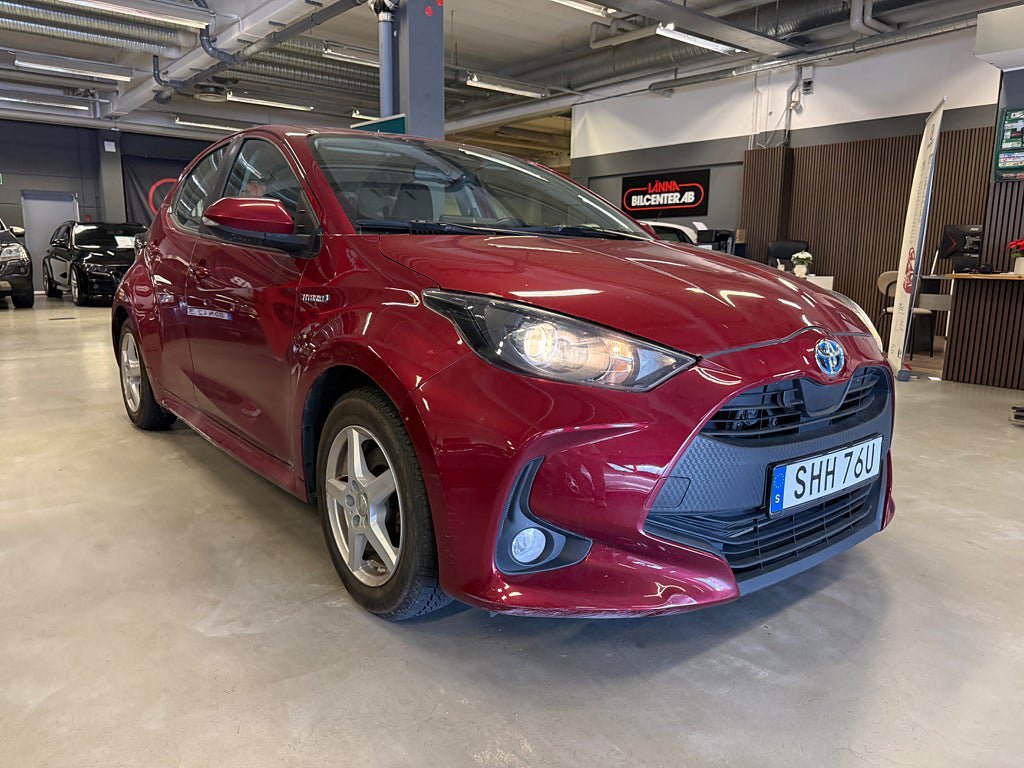 Vehicle Image 4