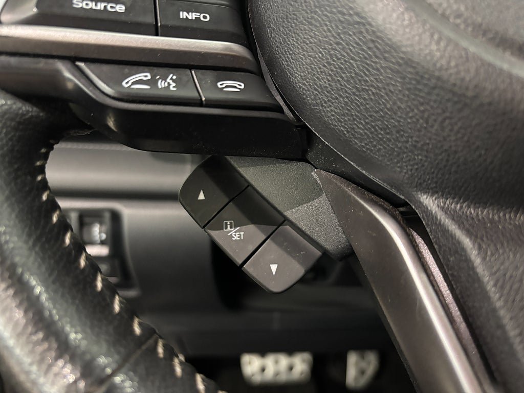 Vehicle Image 23