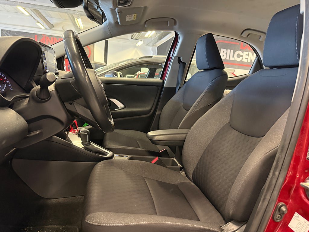 Vehicle Image 14