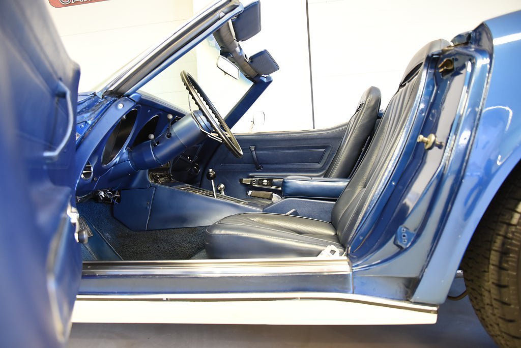 Vehicle Image 22