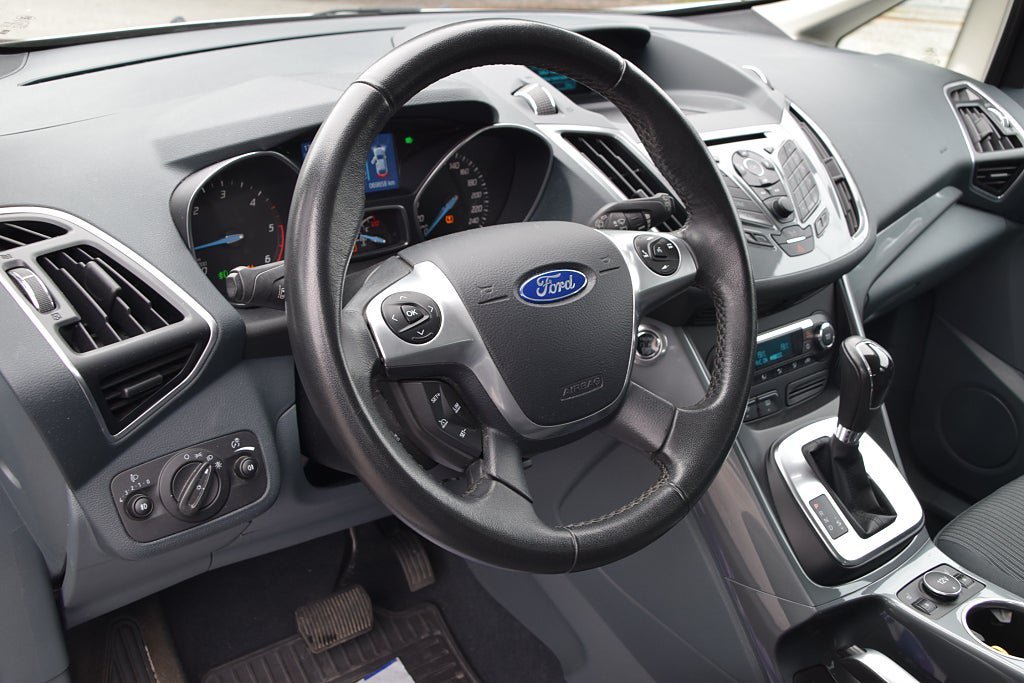 Vehicle Image 15