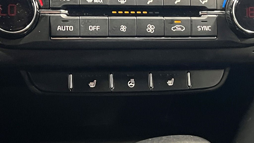 Vehicle Image 23