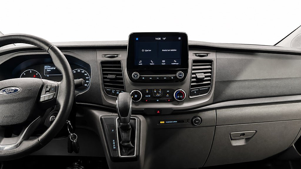 Vehicle Image 9