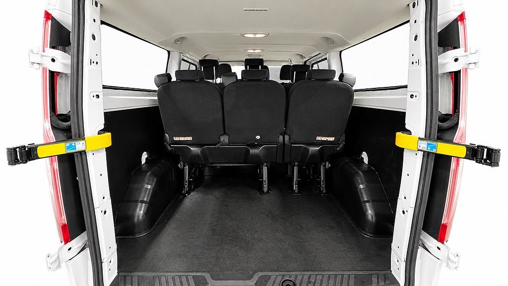 Vehicle Image 13