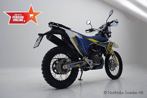 Vehicle Image 7