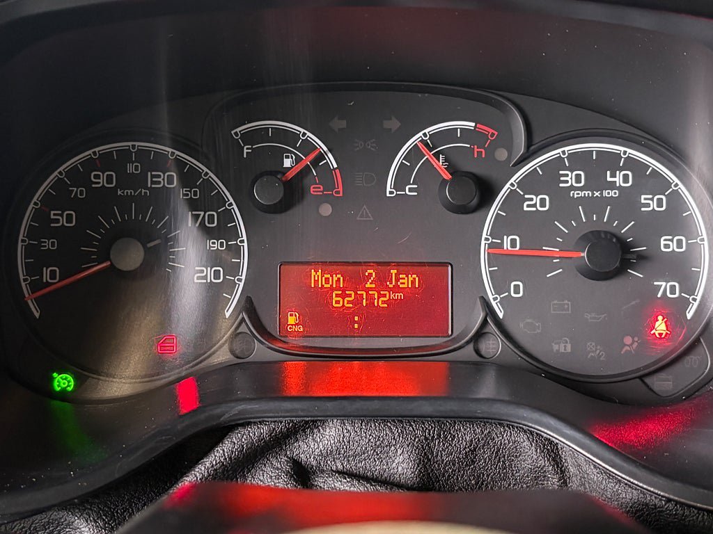 Vehicle Image 13