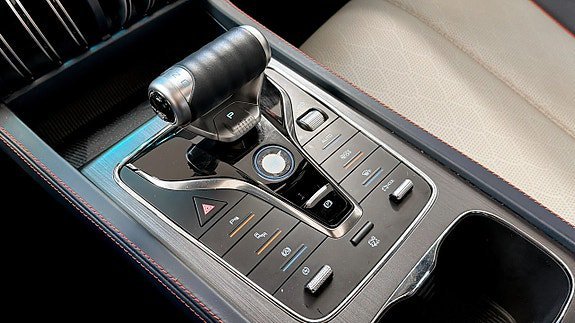 Vehicle Image 19