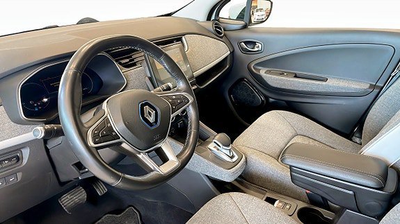Vehicle Image 12