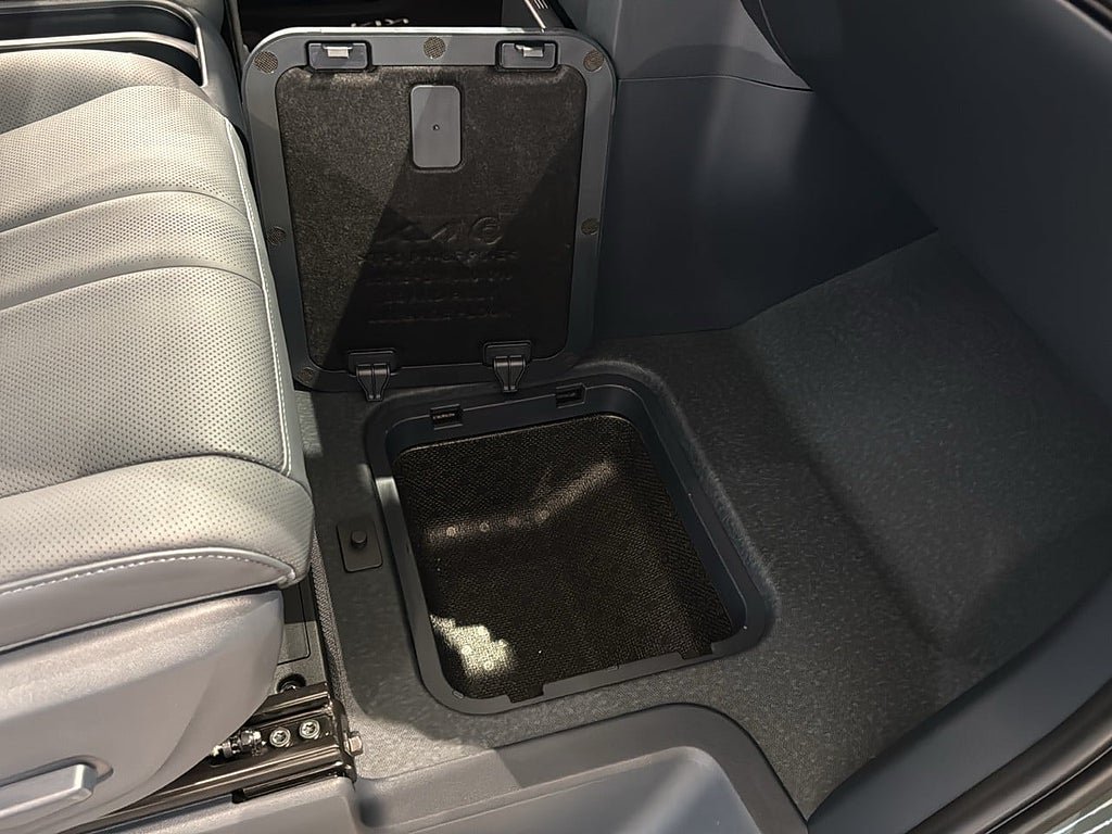 Vehicle Image 20