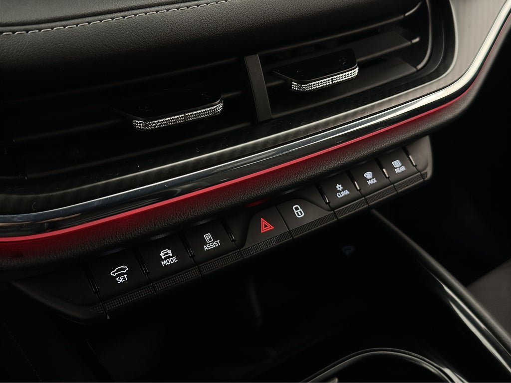 Vehicle Image 30