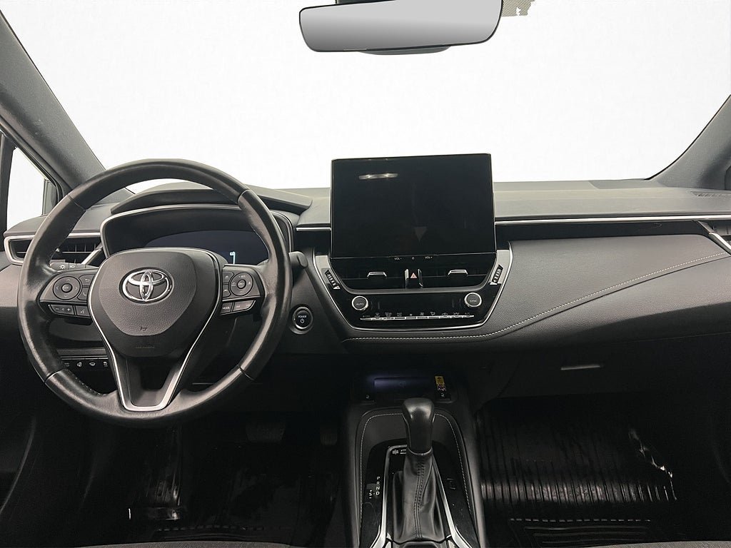 Vehicle Image 12