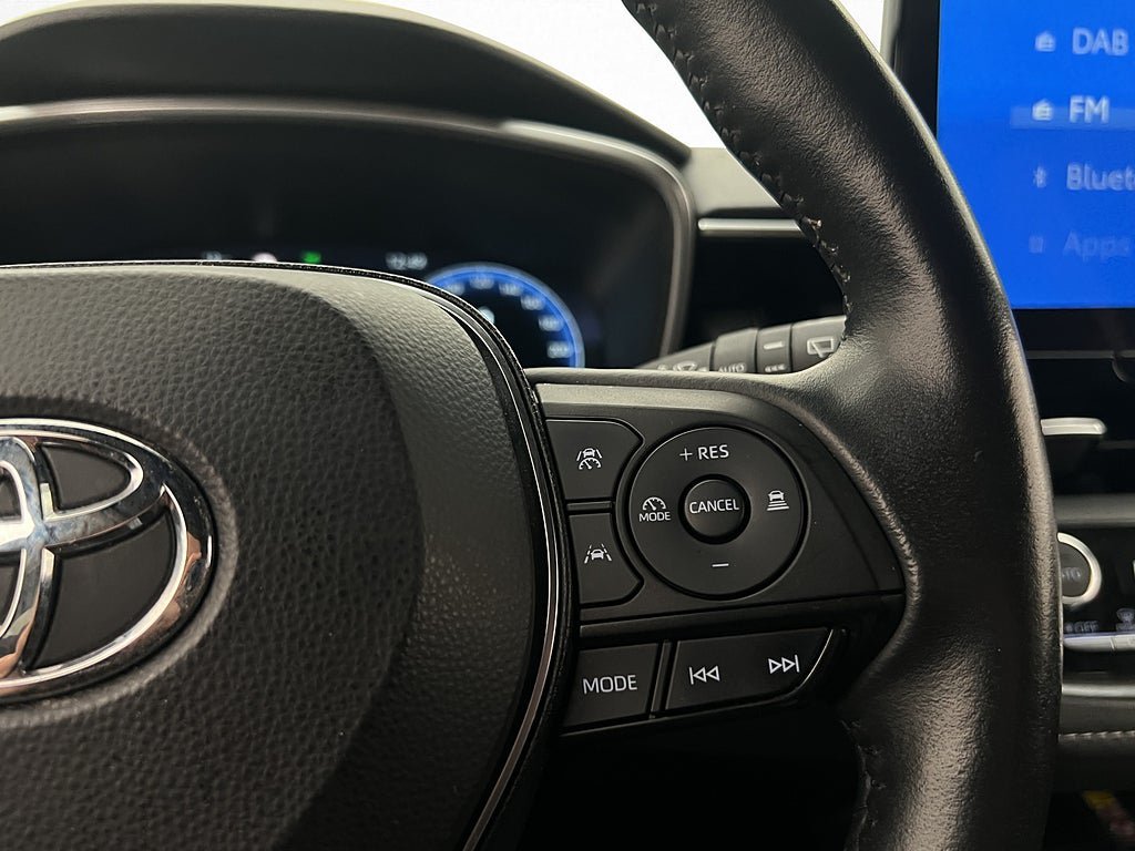 Vehicle Image 19