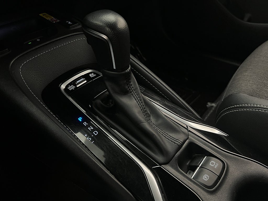 Vehicle Image 24