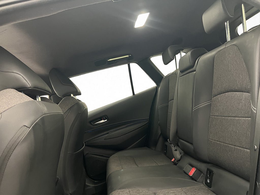 Vehicle Image 27
