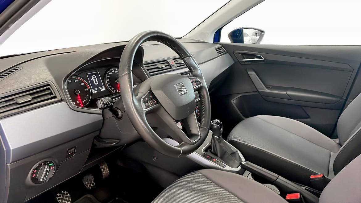 Vehicle Image 7