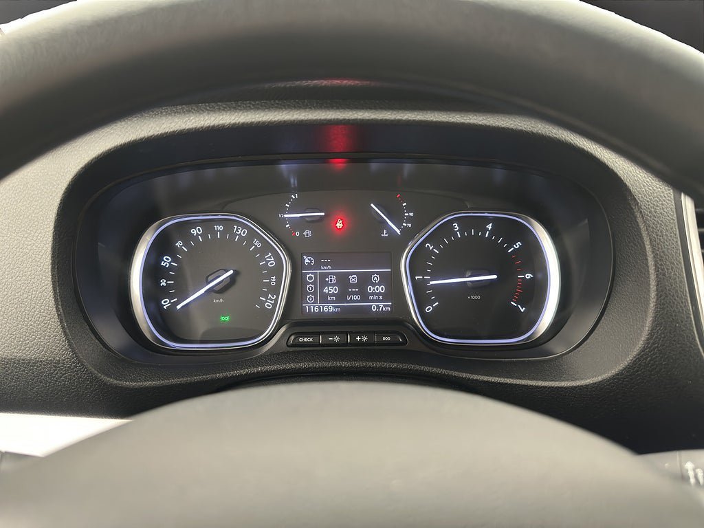 Vehicle Image 17
