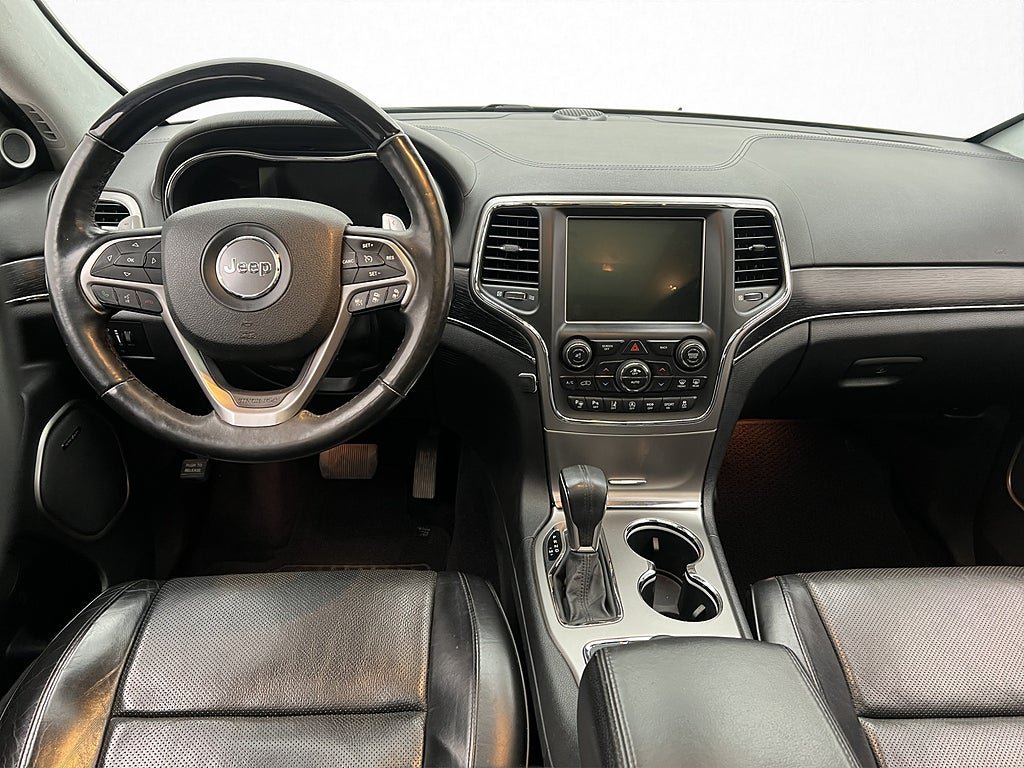 Vehicle Image 17