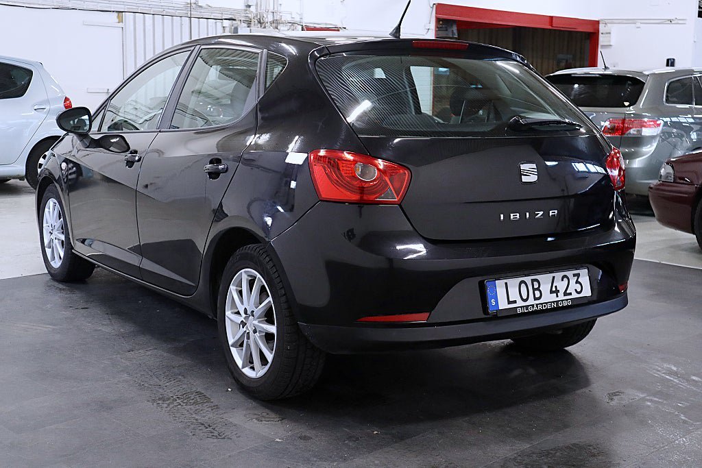 Vehicle Image 6
