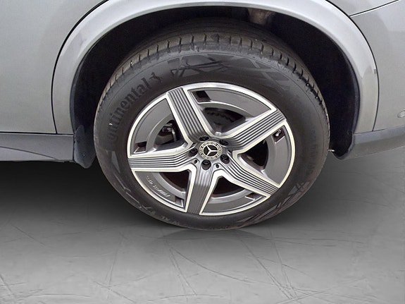 Vehicle Image 38