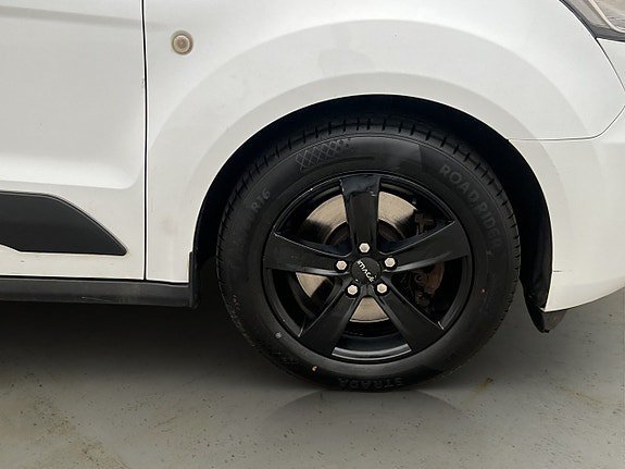 Vehicle Image 26