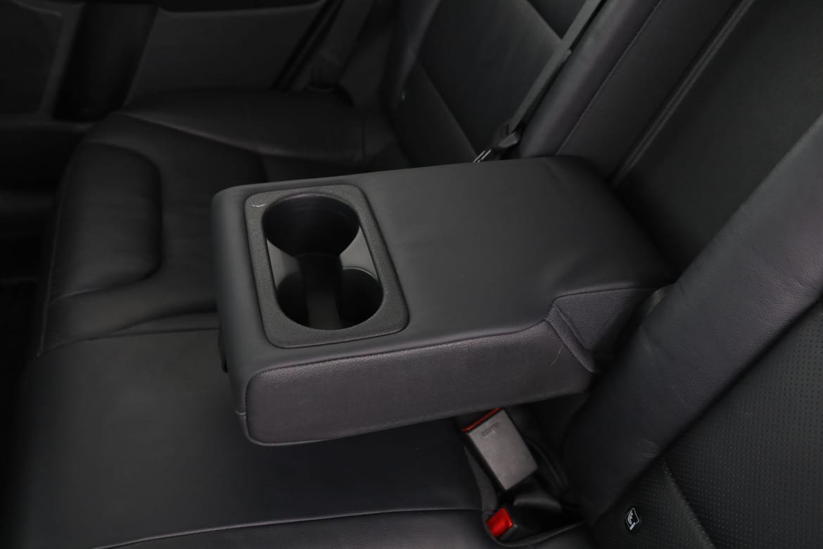 Vehicle Image 38